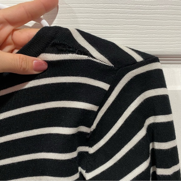 LOVE CULTURE Women’s Black & White Striped Long-Sleeve Cardigan Sweater - size S - Picture 4 of 5